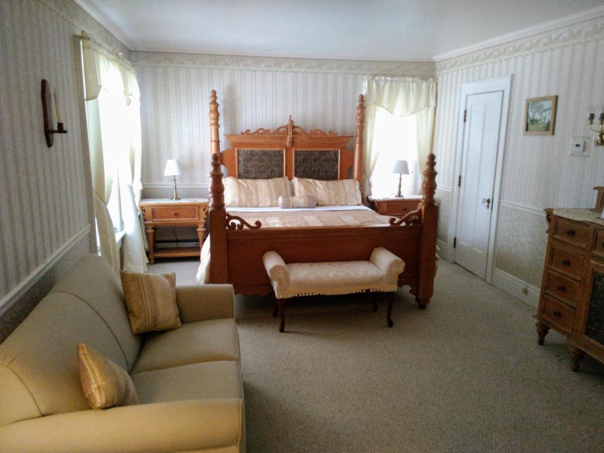 Splendor Inn Bed & Breakfast Norwich Exterior photo